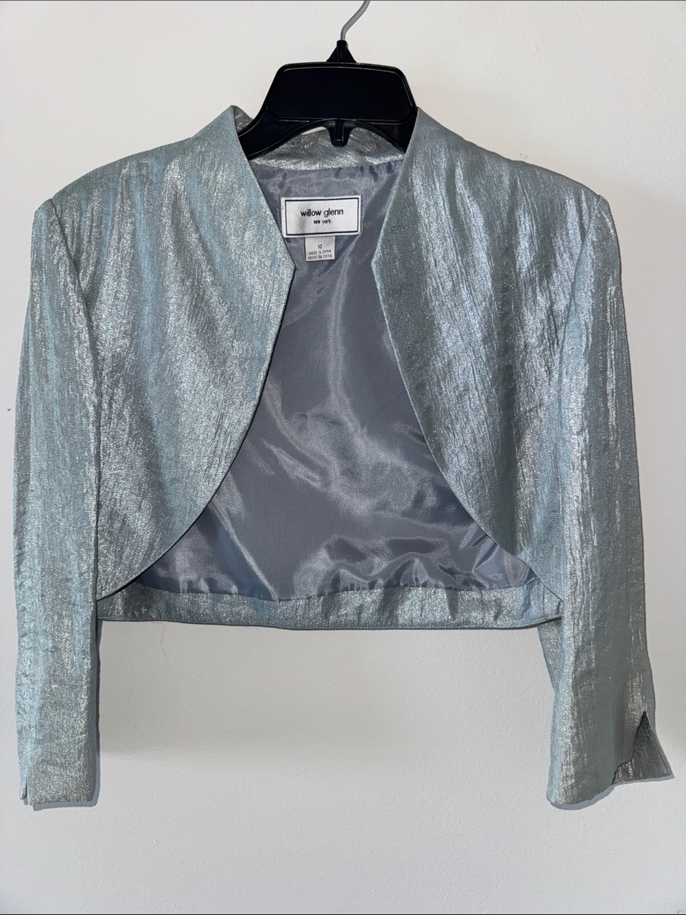 Willow & Glenn Metallic Silver Cropped Bolero Blazer